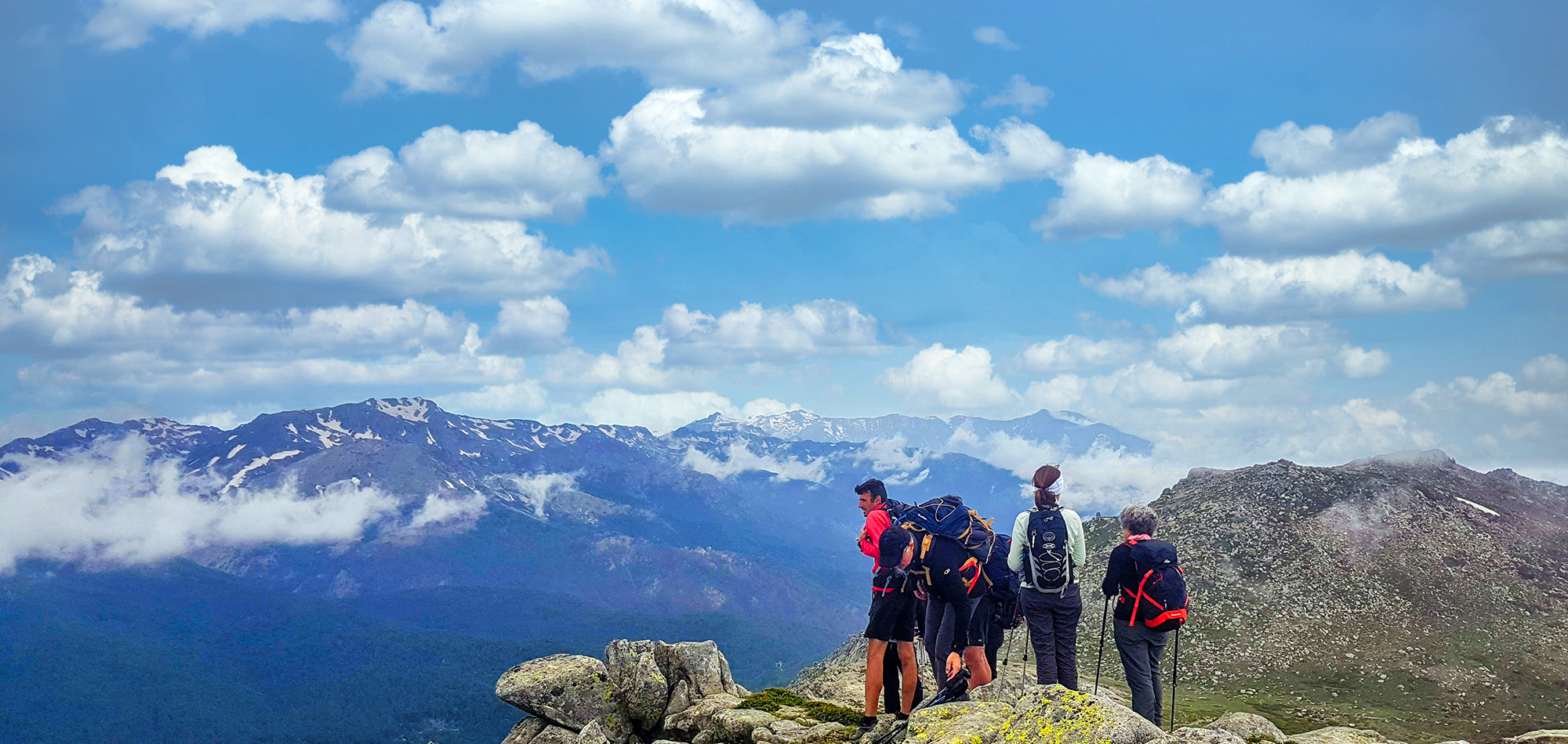 Randonneurs sur le GR20 sud