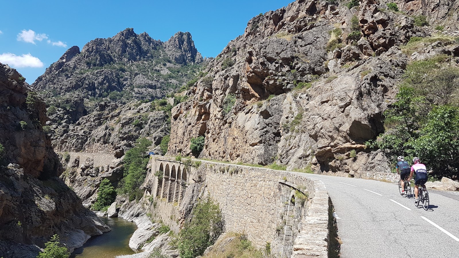 Vélo dans le Nord de la Corse